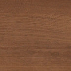 Drewniana rama łóżka na platformie w stylu mid-century z nogami pod kątem